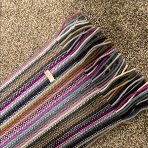 Echo striped winter scarf